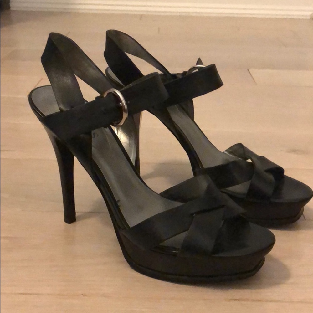 Guess black platform sandals